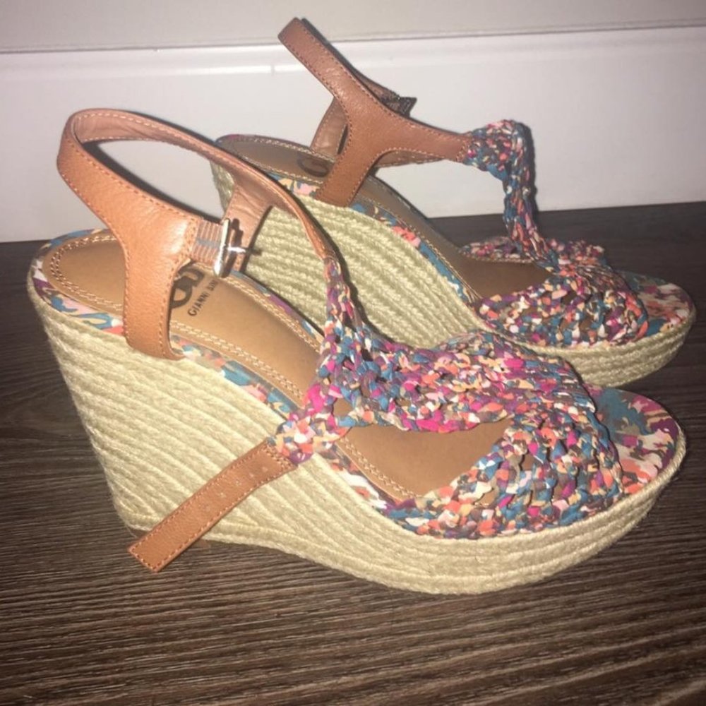 Multi Colored Wedge